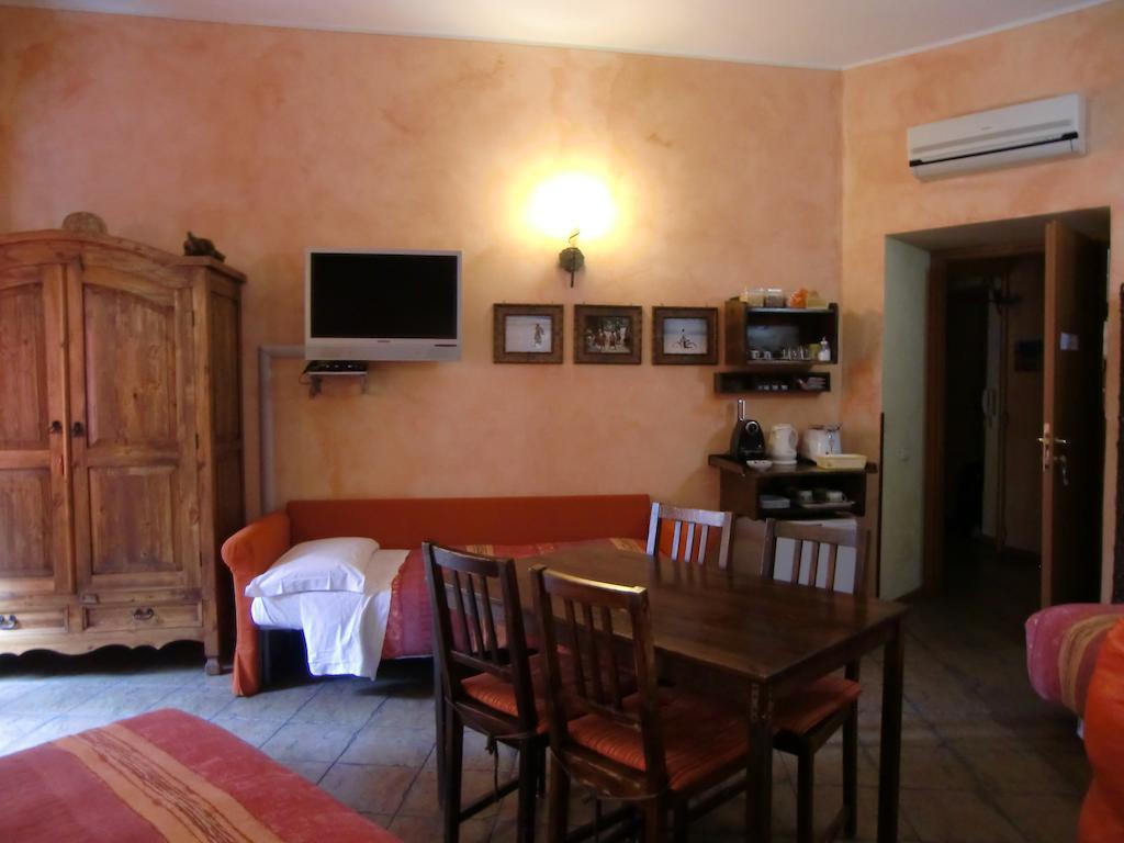 روما Momi Bed And Breakfast الغرفة الصورة