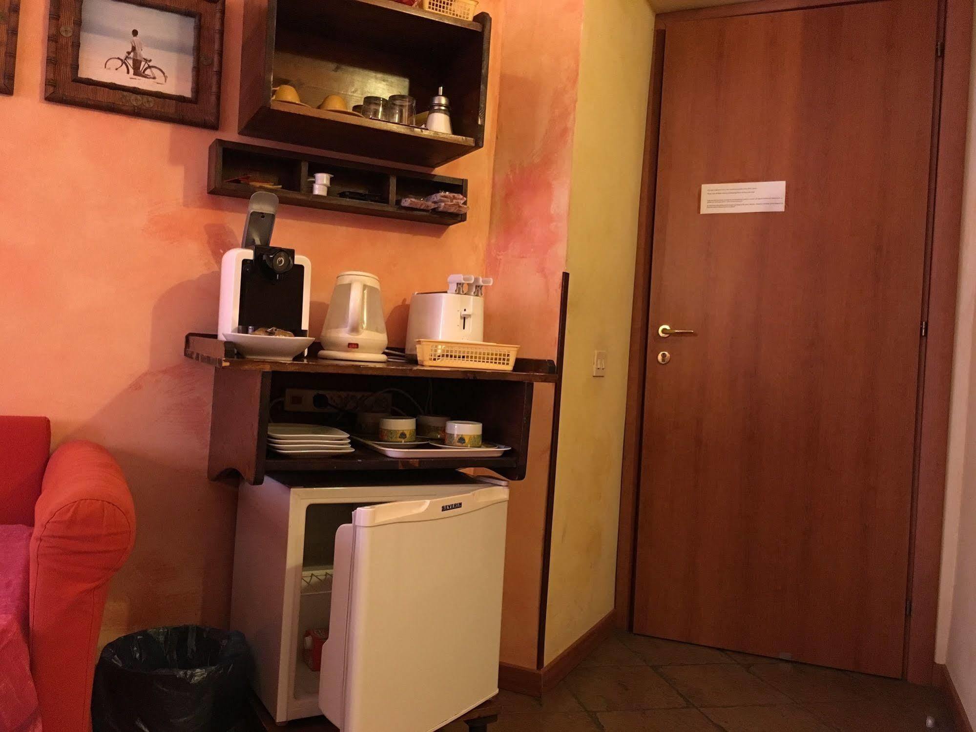 روما Momi Bed And Breakfast المظهر الخارجي الصورة